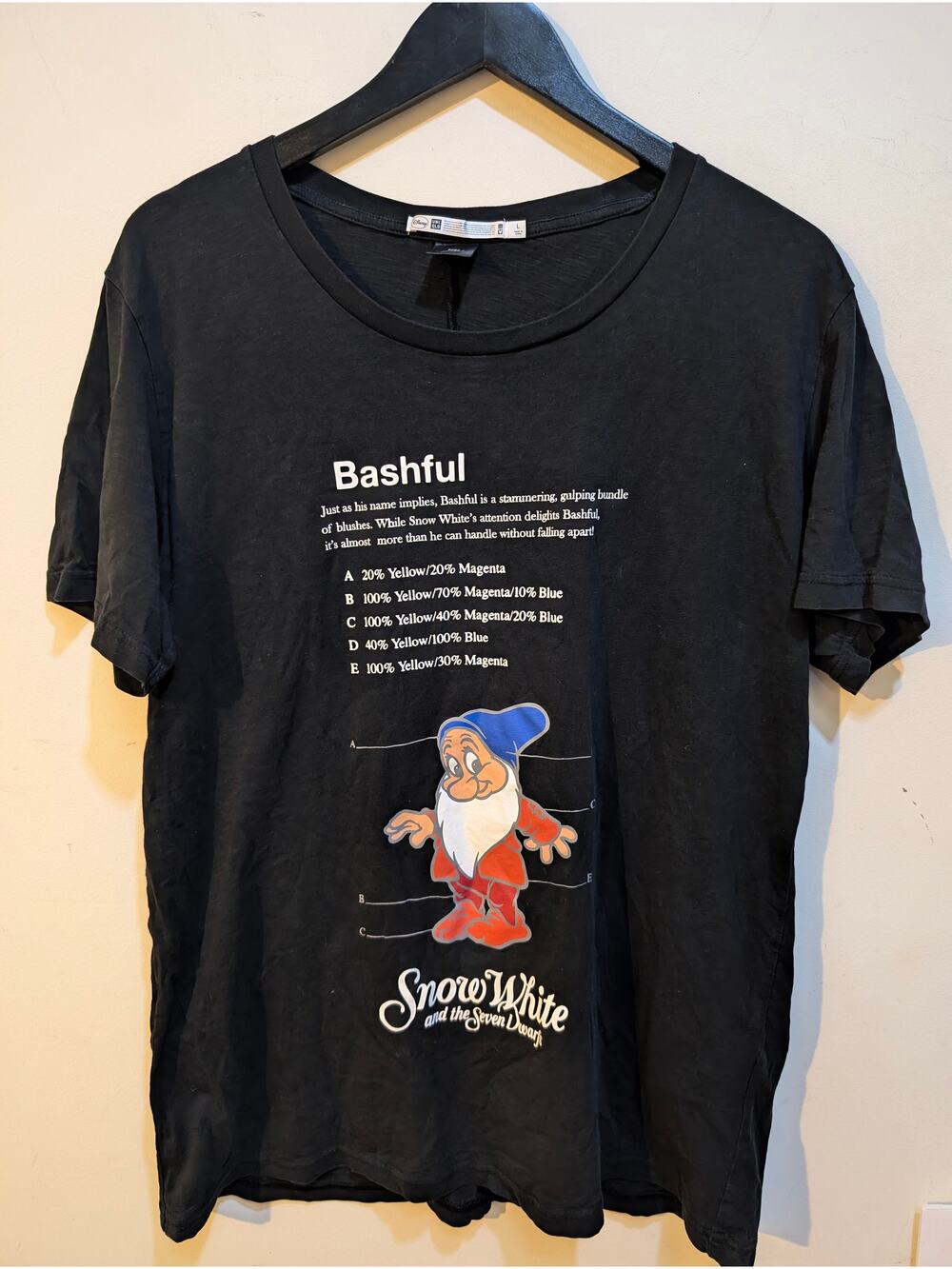Uniqlo x Undercover x Disney Bashful Snow White and the Seven Dwarfs Shirt Sz L